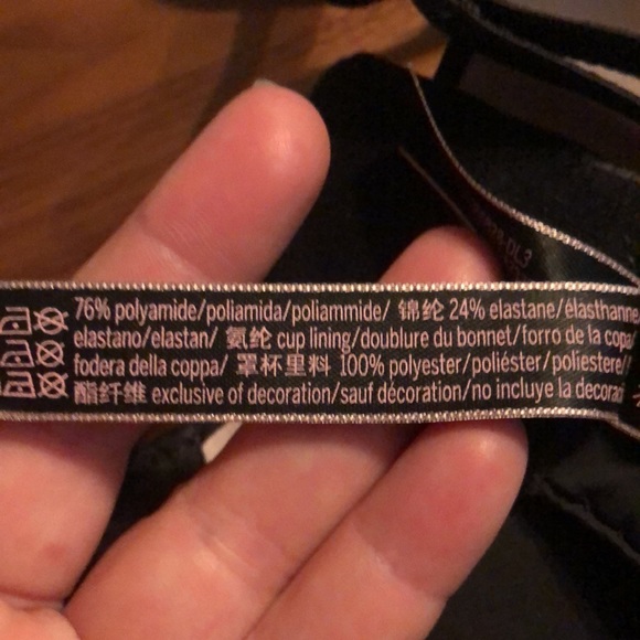 Victoria’s Secret T-Shirt Bra - Picture 6 of 6